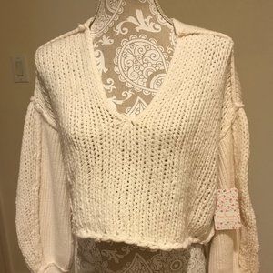 Free People We The Free Cropped Knit Cream V Neck Sweater Size XS